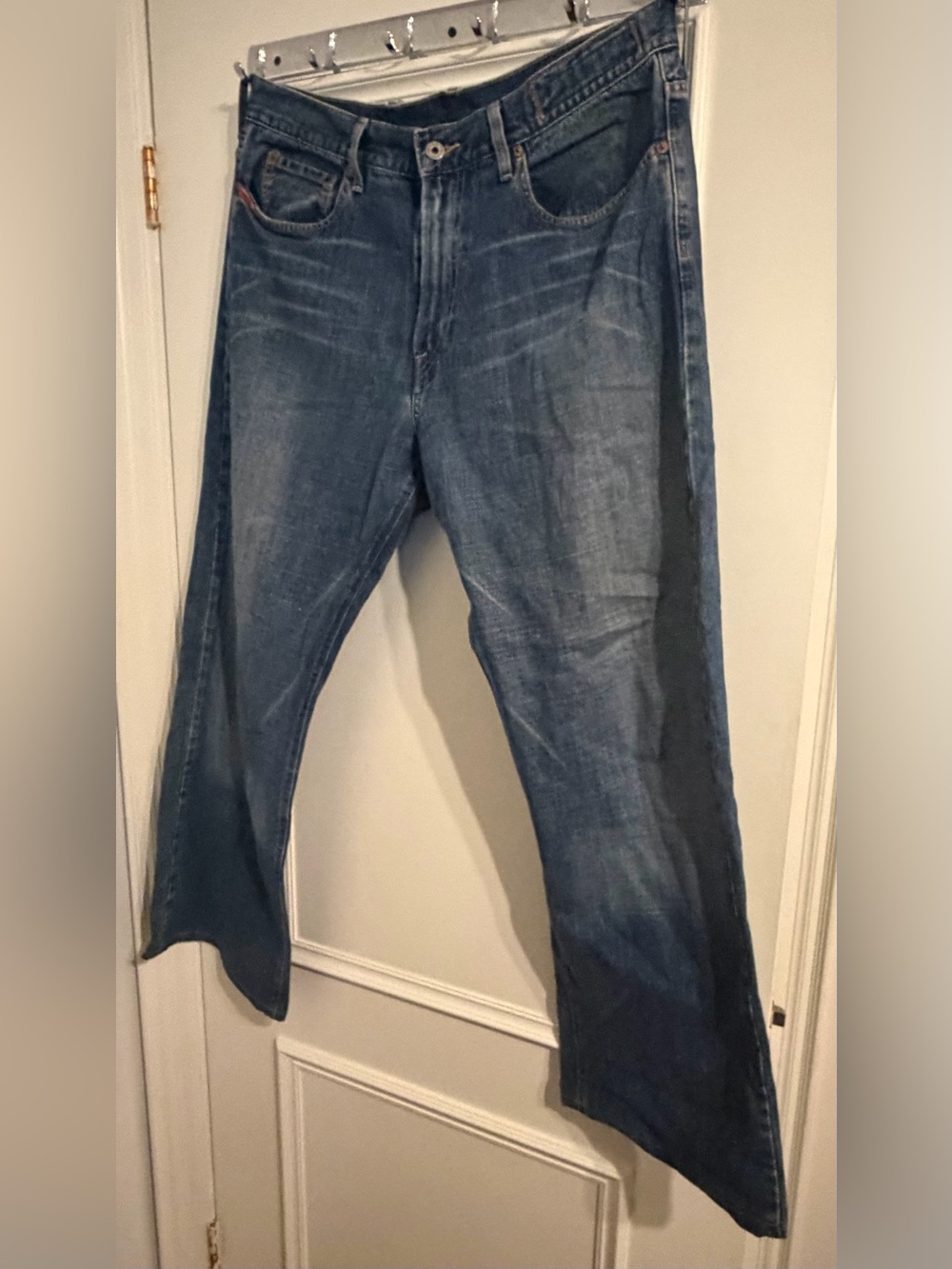 Guess Men's Blue Bootcut Jeans vintage